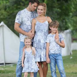 Family Matching Outfits Fashion Family Matching Outfits Tank Mother Daughter Dresses Mommy and Me Clothes Short Sleeve Father Son T-shirts Summer