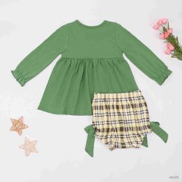 Clothing Sets Christmas Kids Designer Clothes Girl Set Christmas Spring Fall Green Top+Plaid Bow Shorts Boutique For 0-3T R230812