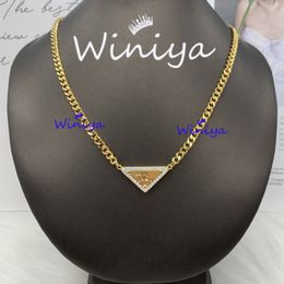 Designer Necklaces Letter Inlaid Diamond Inverted Triangle Pendant Geometric Necklace