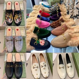 Loafers slaytlar kadınlar Princetown Sonbahar Kış Sıcak Yün İzleyicileri Klasik Metal Tono Nakış Sandalet Erkekler Deri Yarım terlik desen slaytlar