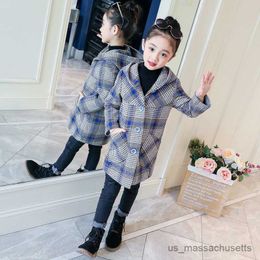 Jackets Kids Jackets for Girls Windbreaker Winter Plaid Overcoat Hooded Parka Jacket Thick Wool Coat Children Clothes Outerwear R230812