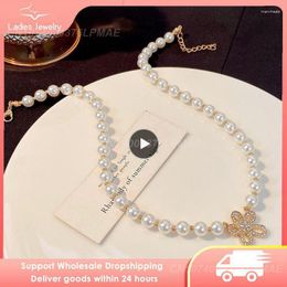 Chains Freshwater Pearl Necklace Fashionable And Versatile Simple Eye-catching Flower Accessories Alloy Material Jewellery