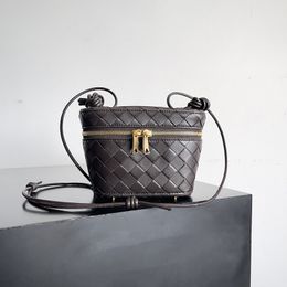 Luxury Women Mini Intrecciato Vanity Case TOP Quality Designer Crossbody Bag Black Brown 100% Lambskin Lady Dress Purse with Box