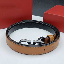 Luxury Designer Classic Lychee Print Women Leather Waistband Fashion Gold Silver Smooth Buckle Mens Casual Womens Jeans Belts Width 2.5cm Size 95-115cm