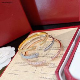 23ss Brand cuff Jewellery designer bracelet for women Diamond embedded animal shape design Openings bracelets Including box holiday gifts