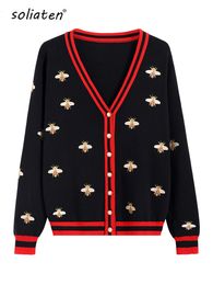 Women's Sweaters High Quality Fashion Designer Bee Embroidery Cardigan Long Sleeve Single Breasted Contrast Colour Button Knitted C068 230812