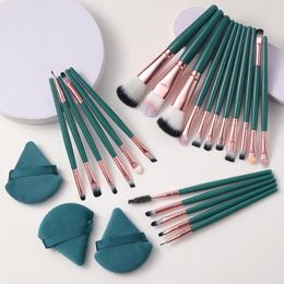 Makeup Tools 22Pcs Brushes Set With 3 Pieces Of Fan Shaped Powder Puff Soft Velvet Puff 230812