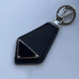 Leather Keychain Card Holder Exquisite Luxury Designer Keyring Zinc Alloy Letter Unisex Lanyard cute for women men Metal fashion belt