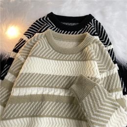 Men's Sweaters 2023 Autumn And Winter Striped High Neck Sweater Loose Pullover Knitted Tight Warm Top Knitwear E186
