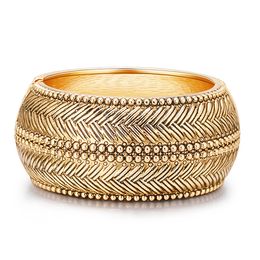 bracelets designer for women Foreign trade source women's vintage bracelet smearing craft figure eight pattern drum alloy bracelet gold twill hand ornament