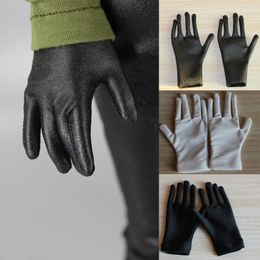 Doll Accessories D04-B134 children handmade toy 1/4 1/3 girl uncle BJD Doll accessories Black and white knitted gloves 1pair 230812