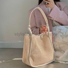 Summer High Capacity Grass Woven Women's Netting Red Personality Hollow out Contrast Color Commuter Handheld One Bagstylishhandbagsstore