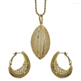 Necklace Earrings Set Fashion Dubai 18K Jewellery Copper Pendent For Women Romantic Golden Colour Sets Anniversary Gift Wife