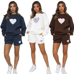 Women's Tracksuits 2023 Autumn/Winter Casual Round Neck Shorts Women's Printed Letter Peach Heart Long Sleeve Sweater Set