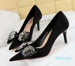 Luxury Banquet Pumps High Heel Shoes For Office Lady Woman Fashion Party Shoes with Bow Tie Design