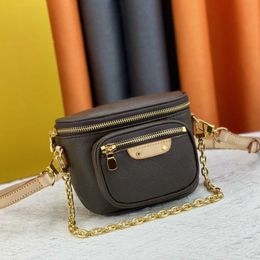 Luxurys Mini Bumbag Genuine Leather Shoulder Bags Fashion Lady Designer Fanny Pack Cross Body Bum Bag Mens Chest Belt Waistpacks Womens Totes Handbag