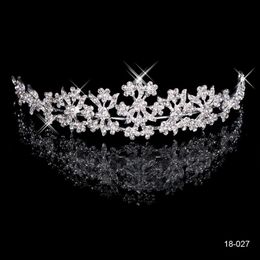 18027Clssic Hair Tiaras In Stock Cheap Diamond Rhinestone Wedding Crown Hair Band Tiara Bridal Prom Evening Jewellery Headpieces290o