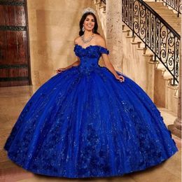 2023 Abito da principessa Royal Blue Quinceanera con spalle scoperte Sweetheart che borda con abiti da ballo eleganti in tulle con fiori 3D