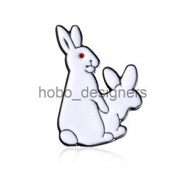 Cute Animal White Rabbits Enamel Brooch Pins Hat Shirt Denim Jacket Decor Party Prom Women Men Accessories x0814