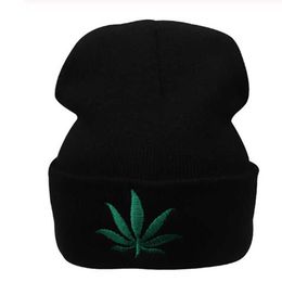 Beanie/Skull Caps New Men Women Winter Weed Leaf Beanie Hats Warm Hip Hop Punk Knitting Winter Hat For Women Autumn Woolen Cap Skullies Black Hat