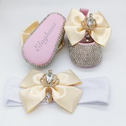 First Walkers Dollbling Luxury Jewelry Crown Baby Girl 01 Year Bella Crib Shoes with Matched Headband Set Personlized Name born Gift 230812