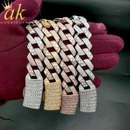 Charm Bracelets Cuban Link Bracelet for Men Iced Out Prong Setting Two Tone Hip Hop Jewellery Trend 230814