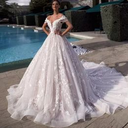 Kryształowe suknia balowa suknia ślubna Vestidos de Women L CAP Rękawy Bling Bringly Freading Bridal Suknie 328 328