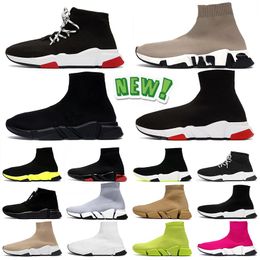 Trainers Speeds 2.0 V2 Shoes Platform Casual Shoes Men Women Designer balencaigaes Black White Tripler Paris Socks Boots Runners Light Graffiti Vintage Sneakers