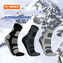 Sports Socks 3 Pairslot Winter Thicken Merino Wool mens Ski Hiking Thermal Outdoor Warm Men Thermosocks 230814