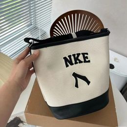 New Bucket Bag Men's and Women's Same Fashion All-Match College Style Shoulder Bag Large Capacity Totes