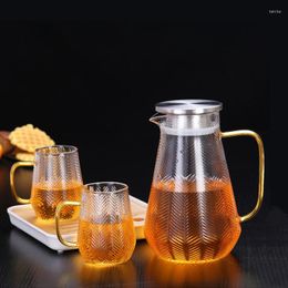 Water Bottles 1800ML Glass Pitcher With Lid Heat Resistant Carafe Big Capacity Jug For Cold Beverages Homemade Ice Tea Bottle