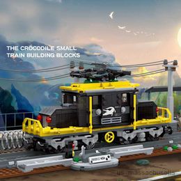 Blocks City Passenger Cargo Train Locomotive Carriage Track Wagon Rails Station Friends Building Block Railway Engine Toys R230814