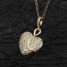 Pendant Necklaces Heart Women Necklace Luxury Designer Aesthetic Shiny Collar Chain Vintage Simple Choker INS Fashion Jewelry