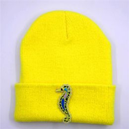 Berets Golden Sea Horse Embroidery Cotton Thicken Knitted Hat Winter Warm Skullies Cap Beanie For Men And Women 331