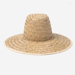 Berets Europe Retro High Top Big Straw Hat Men Women Stage Catwalk Concave Modelling Sunscreen Shading Beach Chapeu