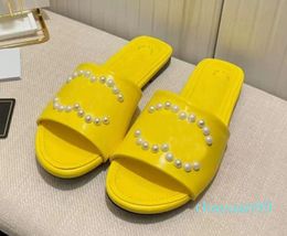 2023-Fashion Luxury Designer Womens Slippers Pearl Flat Bottom Sandals Summer Classic Slide Beach Outdoor Womens Shoes Designer