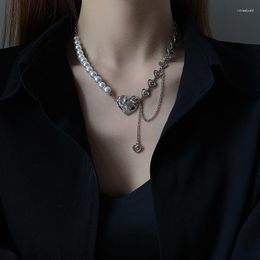 Chains Women's Necklaces Jewellery Trend Goth Neck Chain Pendant Fashion Vintage Pearl Couple Pendants Accessories Women Necklace