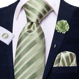 Bow Ties 2023 Striped Green Silk Business Tie Hi-Tie Designer Men Necktie Luxury 8.5cm Hanky Cufflink Brooch Wedding For