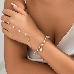 Link Bracelets Kpop Multilayer Imitation Pearl Chain Connected Finger Ring Women Wed Bridal Hand Harness Bracelet Couple Jewelry