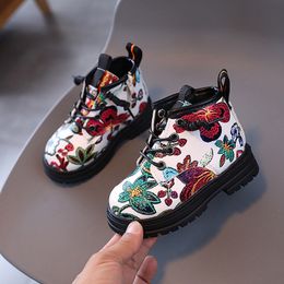 Boots Printed Lacquered Leather for Kids Girls Autumn Casual Ankle Children Shoes Princess Patent Soft Sole 230814