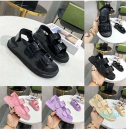 Designer Women Sandals Slides Rubber Patent Leather It is a kind of shoes that can be matched with clothes at will Jelly Adjustable Buckle Womens Mini Double O Sandals