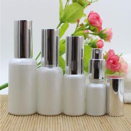 10 20 30 50ML Pearl White Glass Spray Bottle Fine Mist Atomizer Fragrance Perfume Sample Vial With Silver Pump Essential Oils Aromather Spsq