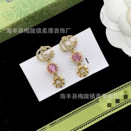 Charm Designer Artistic palacestyle inlaid with pink rhinestones, plant floral design, brass material, English letter earrings 2J1X