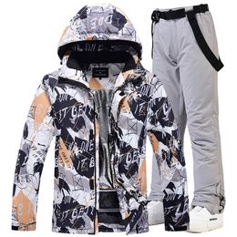 Skiing Suits Colorful 30 Men's Ice Snow Suit Sets Outdoor Sports Snowboarding Clothing Waterproof Wear Winter Jackets and Strap Pants 230814