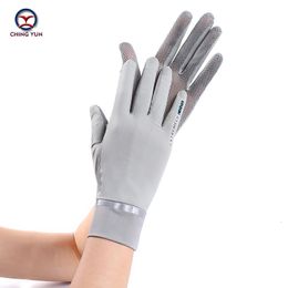 Five Fingers Gloves Women Sun protection gloves ice thin gloves summer UV resistant two finger cool breathable mesh driving touch screen Gloves 230815