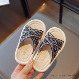 Slipper Summer Kids Slippers for Girls Beach Shoes Fashion Glitter Cross Belt Princess Shoes Comfortable Soft Sole Sandals R230815