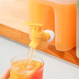 Bath Accessory Set PP Plastic Faucet Water Dispenser Nozzle Press Type Juice Bucket Beverage Can 15mm Diameter