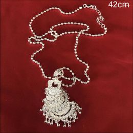 Pendant Necklaces LosoDo Style Bohemia Retro Ethnic Classic Peacock Women Necklace National Hollow Out Flowers