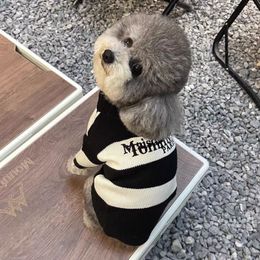 Dog Apparel Letter Striped Sweater Dog Pet Clothing Fashion Cotton Dogs Clothes Cat Small Print Cute Autumn Winter Black White Boy Yorkshire 230815