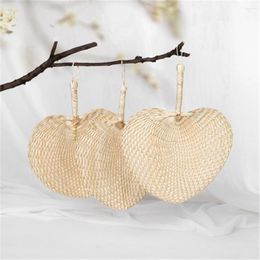 Decorative Figurines Chinese Style Handheld Fan Summer Cooling Straw Hand-woven Pu Heart Shaped Big Hand For Home Hiking Camping